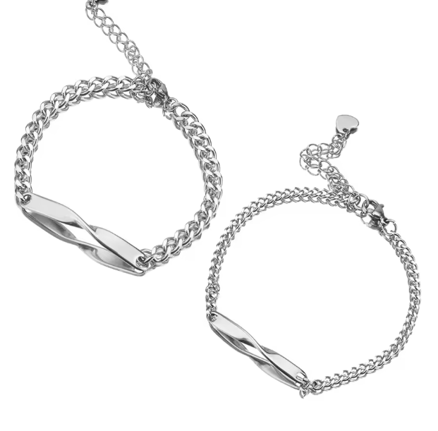 Pulseras talladas con fecha y nombre